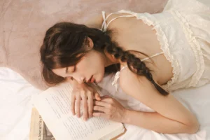 6 Steps to a Dreamy Morning Aesthetic