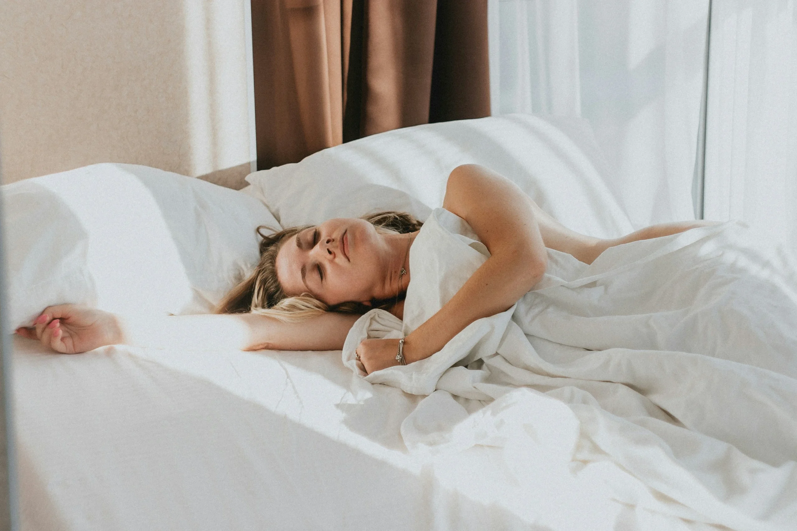 Wake Up Happy Your That Girl Morning Routine Guide